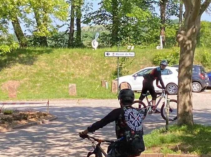 فندق مبيت وإفطار La Dependance De La Des Oiseaux - Pierre لا بيتيت-بيير