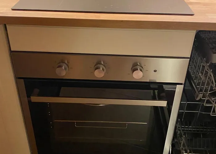 La Dependance De La Des Oiseaux - Pierre 3*